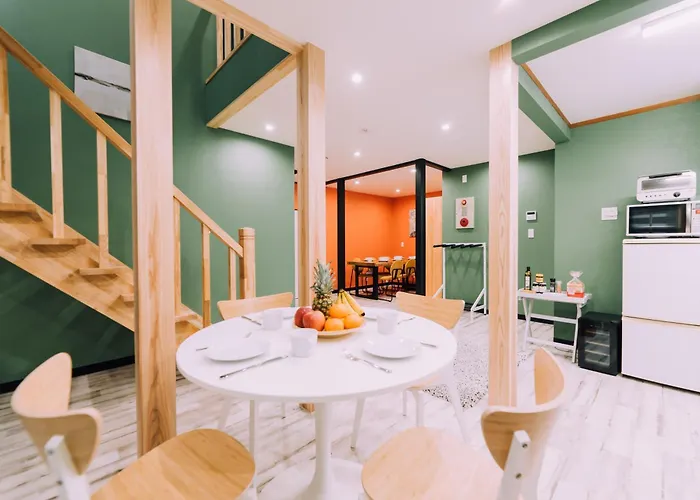 Yuzawa Onsen Lodge 1Min To Lift A House
